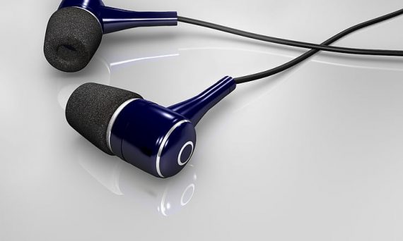 earphones
